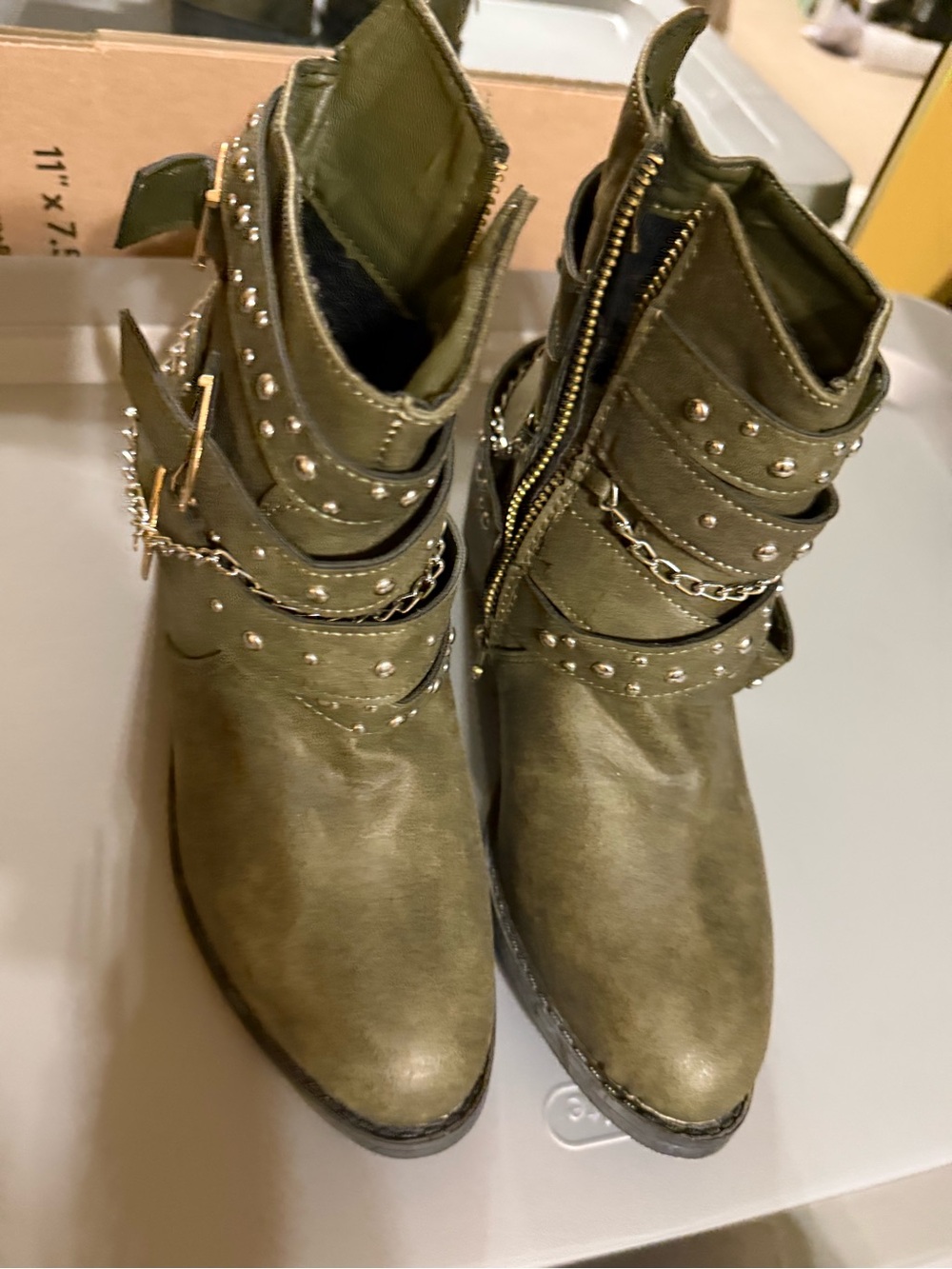 Studded Olive Green Ankle Boots with Chain Accent